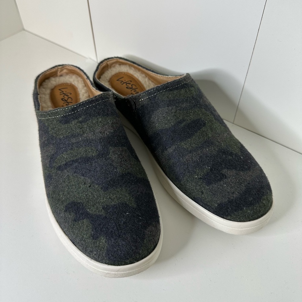 Life Stride Camo Mule Slide Slip on Shoe